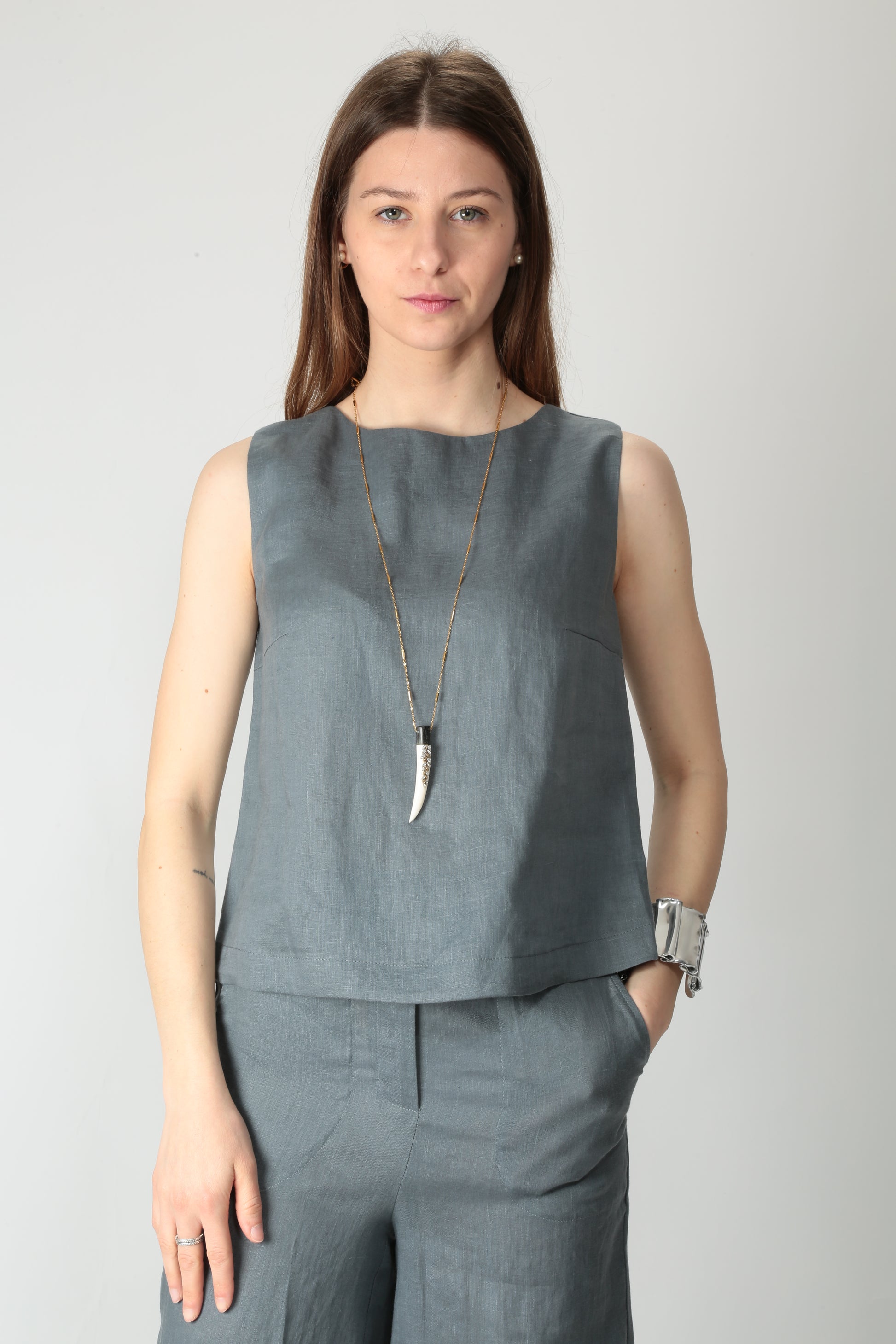 https://admin.shopify.com/store/gulieshop/products/15318341321053#:~:text=https%3A//www.gulieshop.it%20%E2%80%BA%20products%20%E2%80%BA%20maida%2Dmila%2Dpantalone%2Din%2Dlino%2D251m1311