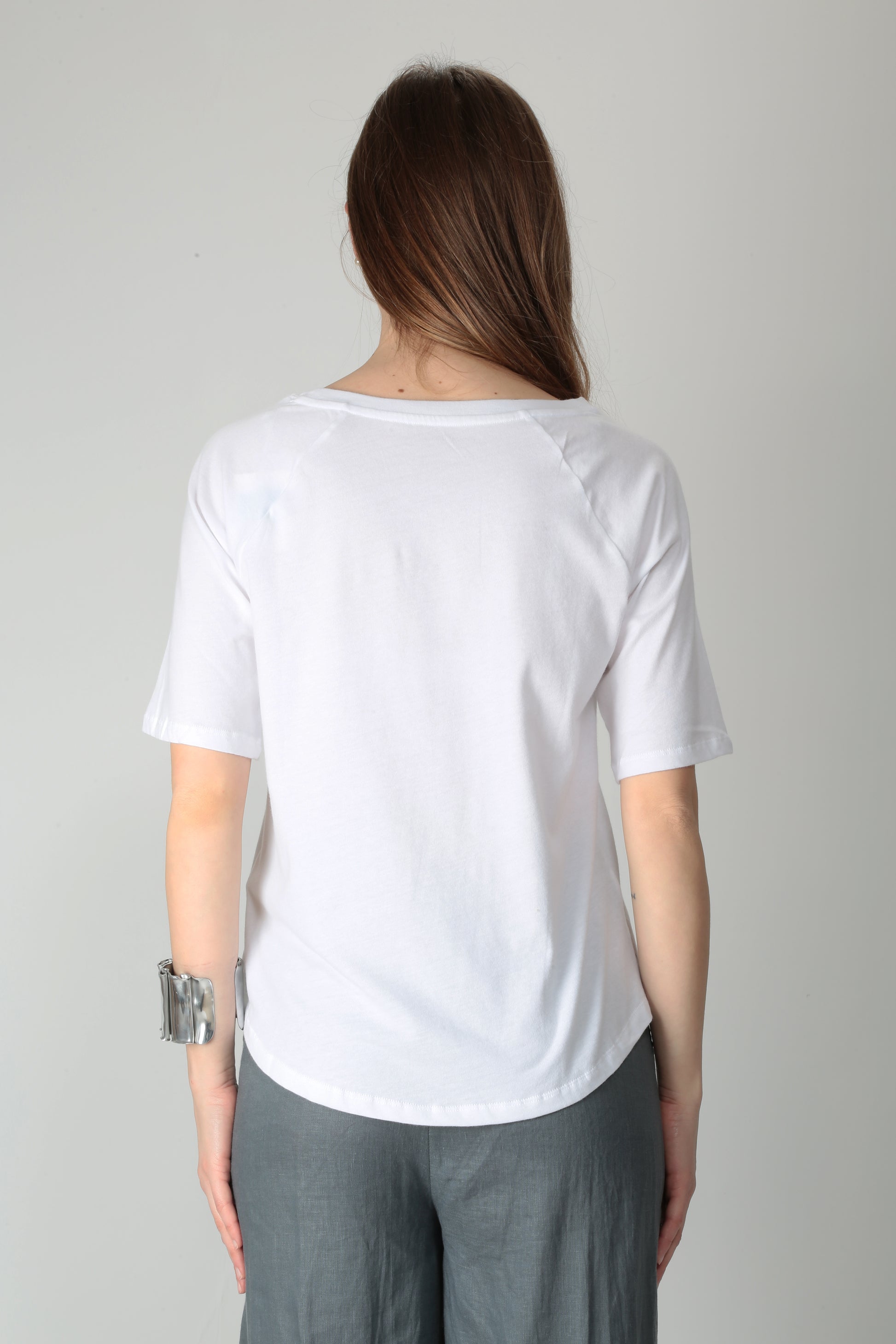 https://admin.shopify.com/store/gulieshop/products/15318371074397#:~:text=https%3A//www.gulieshop.it%20%E2%80%BA%20products%20%E2%80%BA%20majestic%2Dt%2Dshirt%2Din%2Dcotone%2Dorganico%2Dm007%2Dfts970