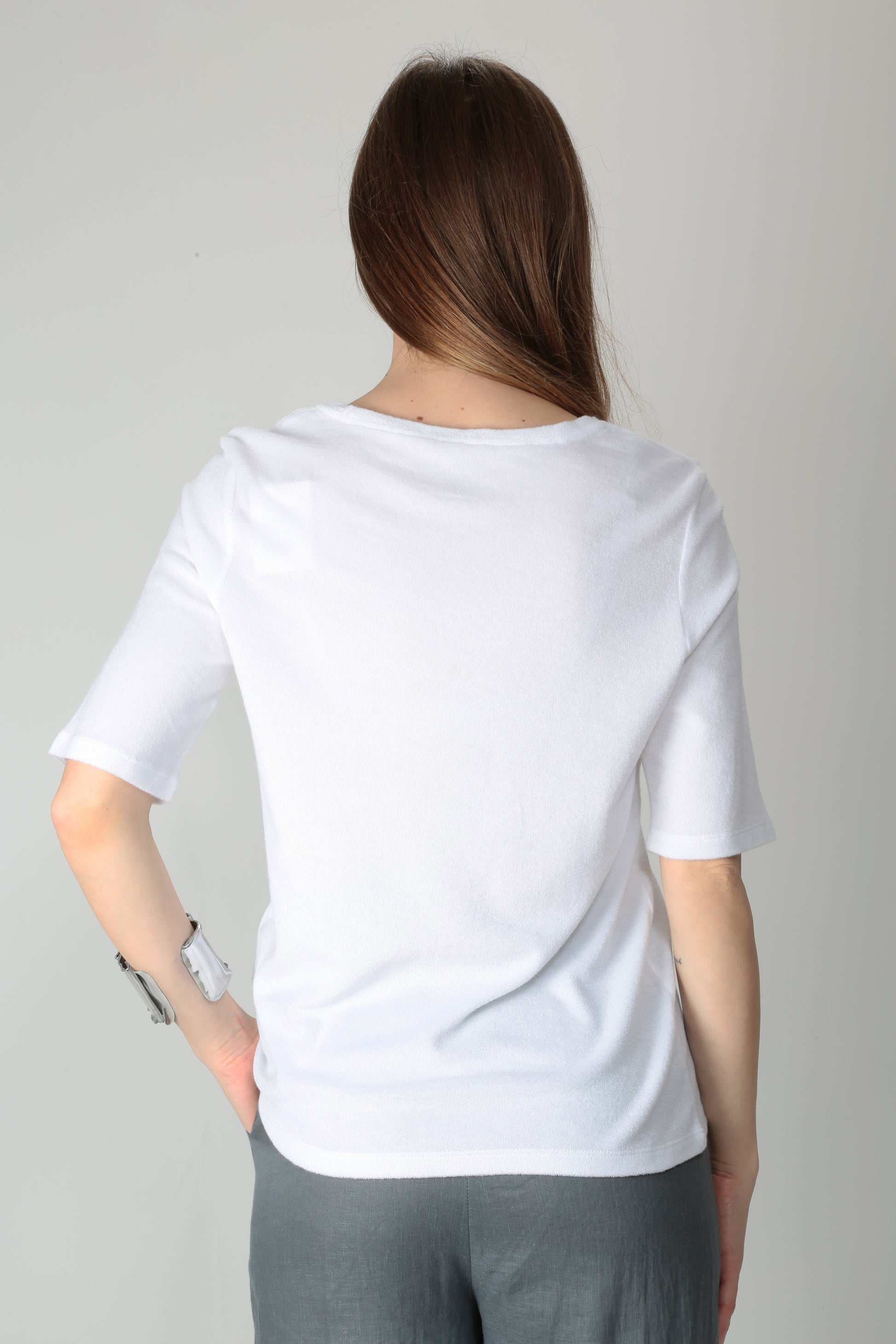 https://admin.shopify.com/store/gulieshop/products/15318370845021#:~:text=https%3A//www.gulieshop.it%20%E2%80%BA%20products%20%E2%80%BA%20majestic%2Dt%2Dshirt%2Din%2Dspugna%2Dm242%2Dfts971%2D1