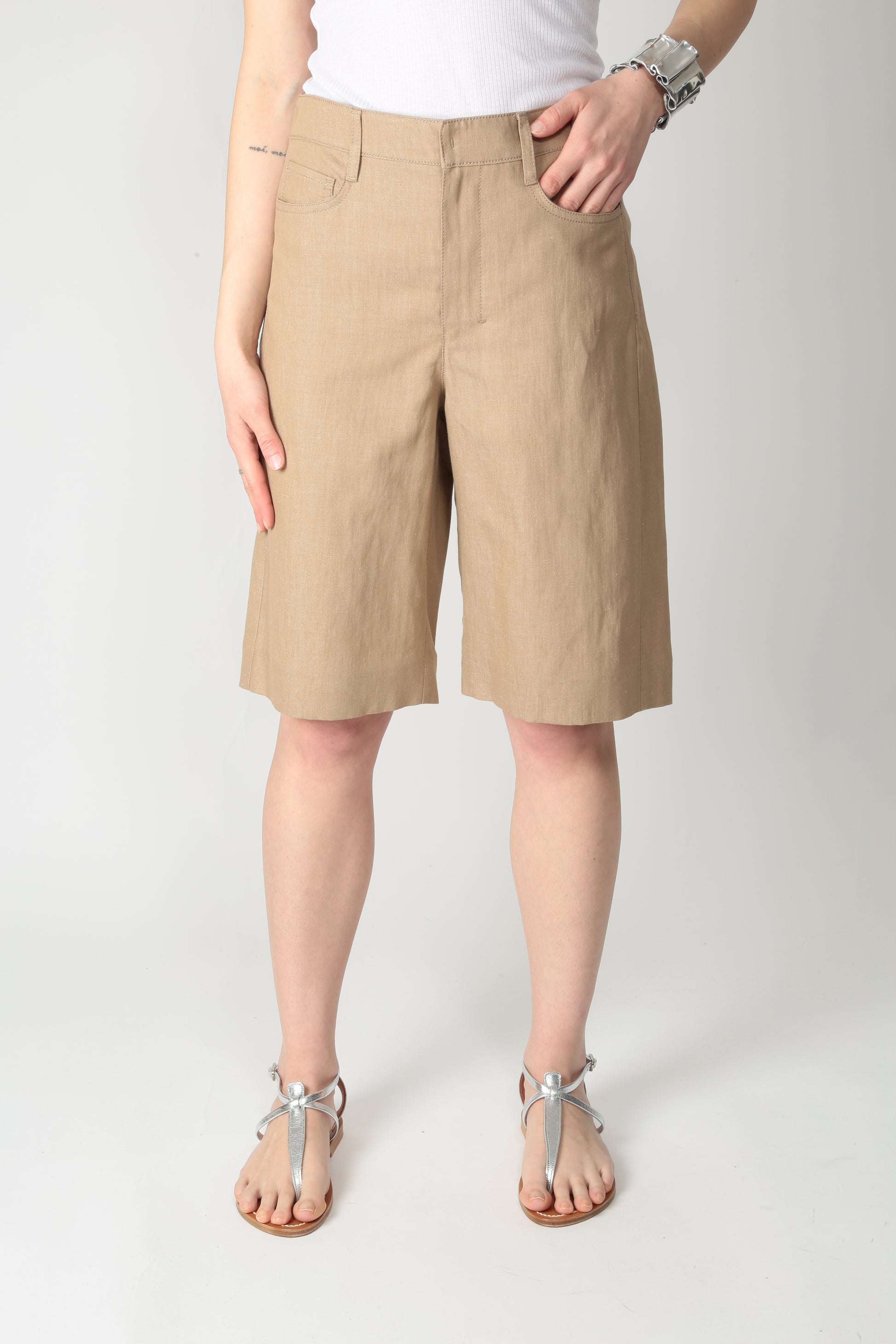 https://admin.shopify.com/store/gulieshop/products/15308849709405#:~:text=https%3A//www.gulieshop.it%20%E2%80%BA%20products%20%E2%80%BA%20s%2Dmaxmara%2Dbermuda%2Din%2Dcotone%2De%2Dlino%2Deric