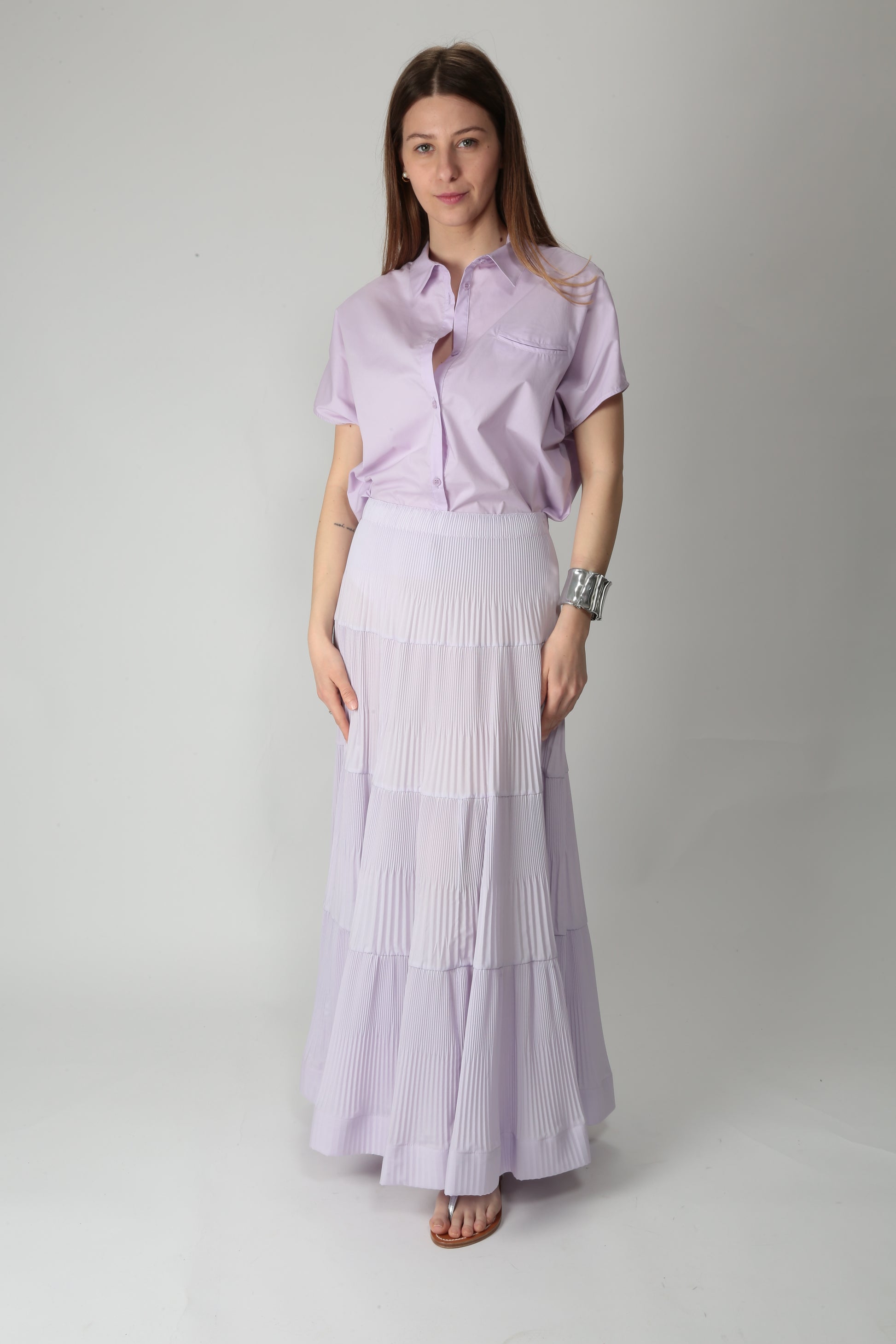 https://admin.shopify.com/store/gulieshop/products/15318316319069#:~:text=https%3A//www.gulieshop.it%20%E2%80%BA%20products%20%E2%80%BA%20meimeij%2Dgonna%2Dplisse%2Dampia%2Dm5el03