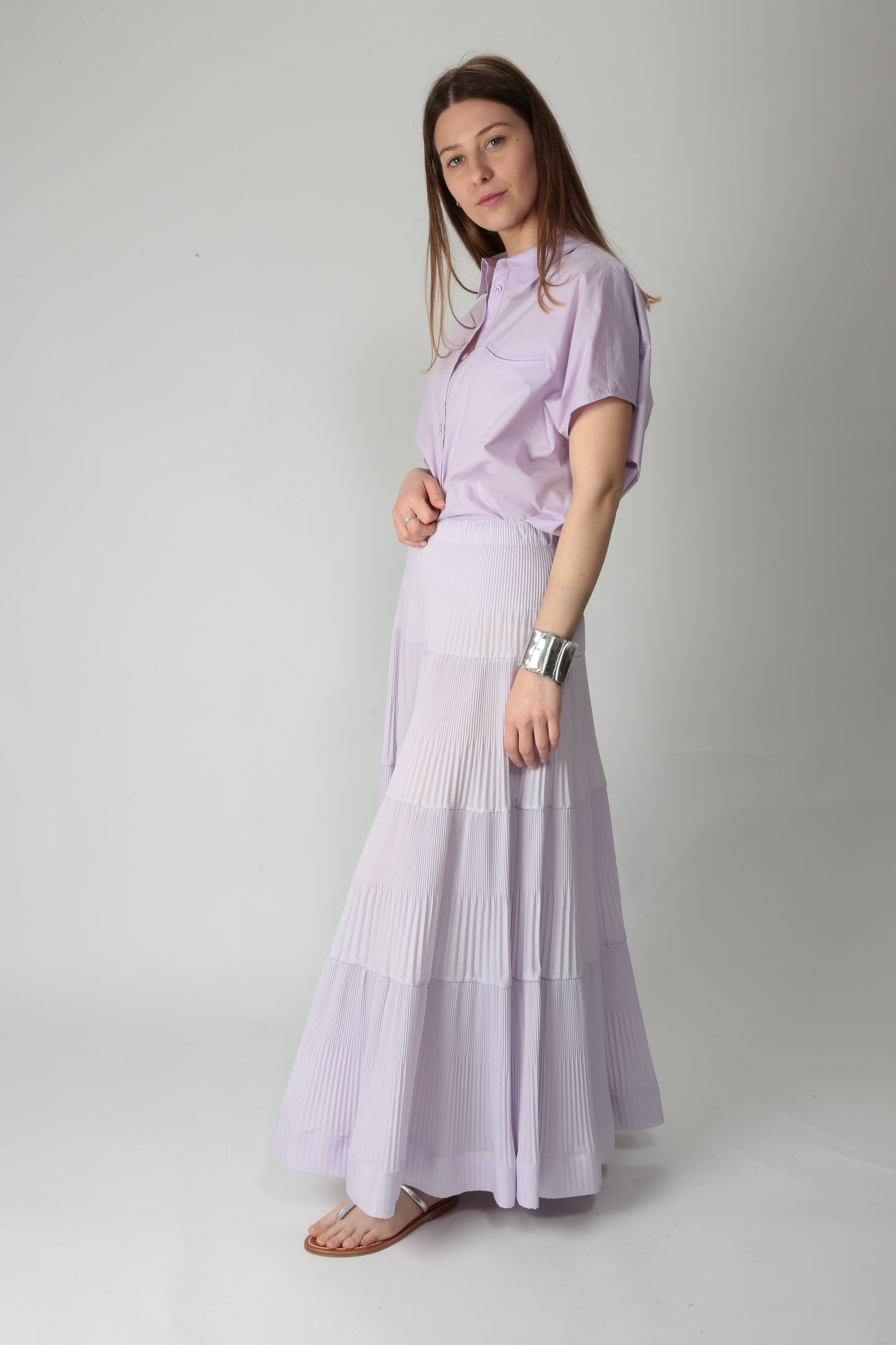 https://admin.shopify.com/store/gulieshop/products/15318316319069#:~:text=https%3A//www.gulieshop.it%20%E2%80%BA%20products%20%E2%80%BA%20meimeij%2Dgonna%2Dplisse%2Dampia%2Dm5el03