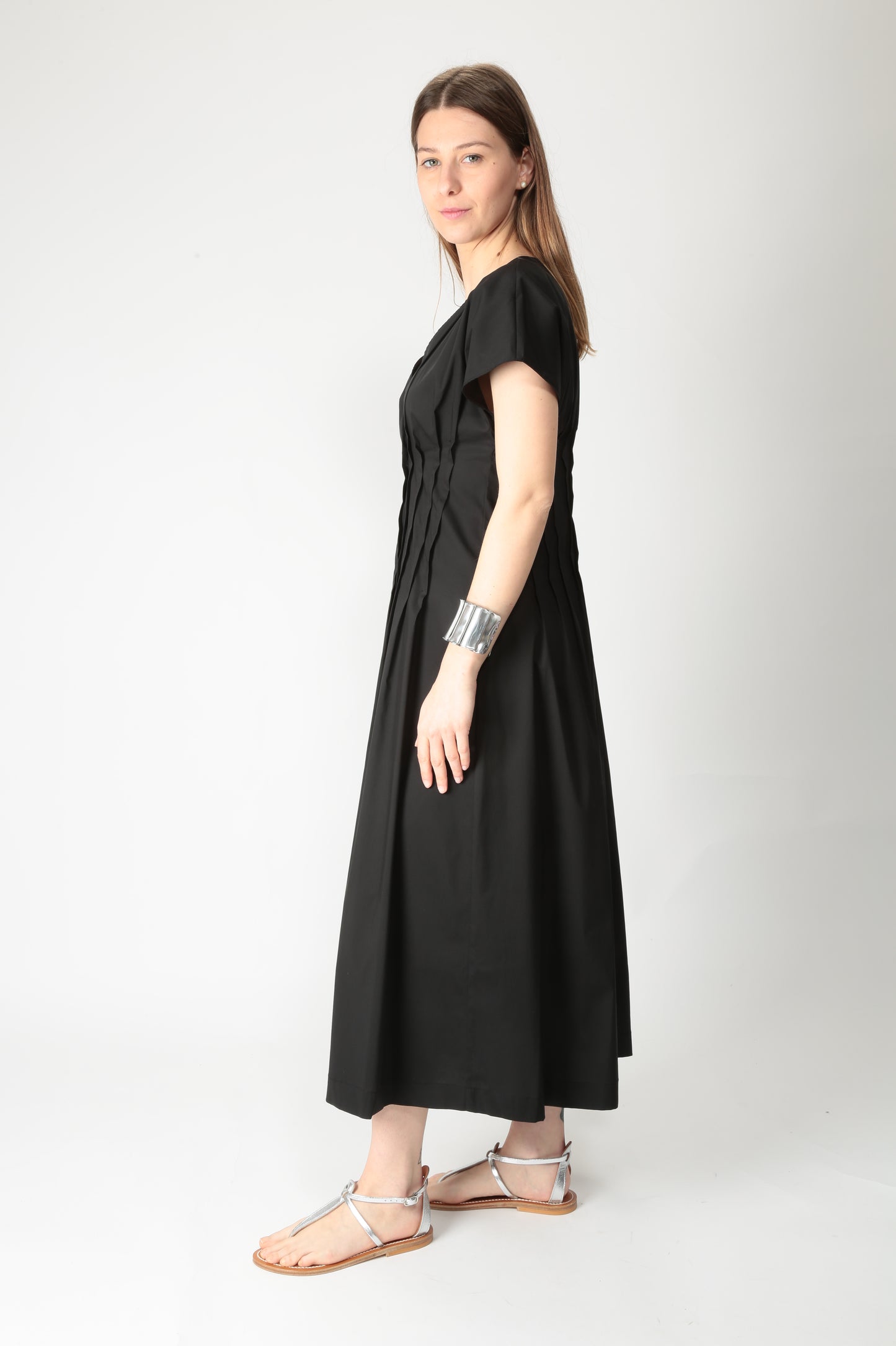 https://admin.shopify.com/store/gulieshop/products/15318316482909#:~:text=https%3A//www.gulieshop.it%20%E2%80%BA%20products%20%E2%80%BA%20meimeij%2Dabito%2Dlungo%2Din%2Dpopeline%2Dm5eb21