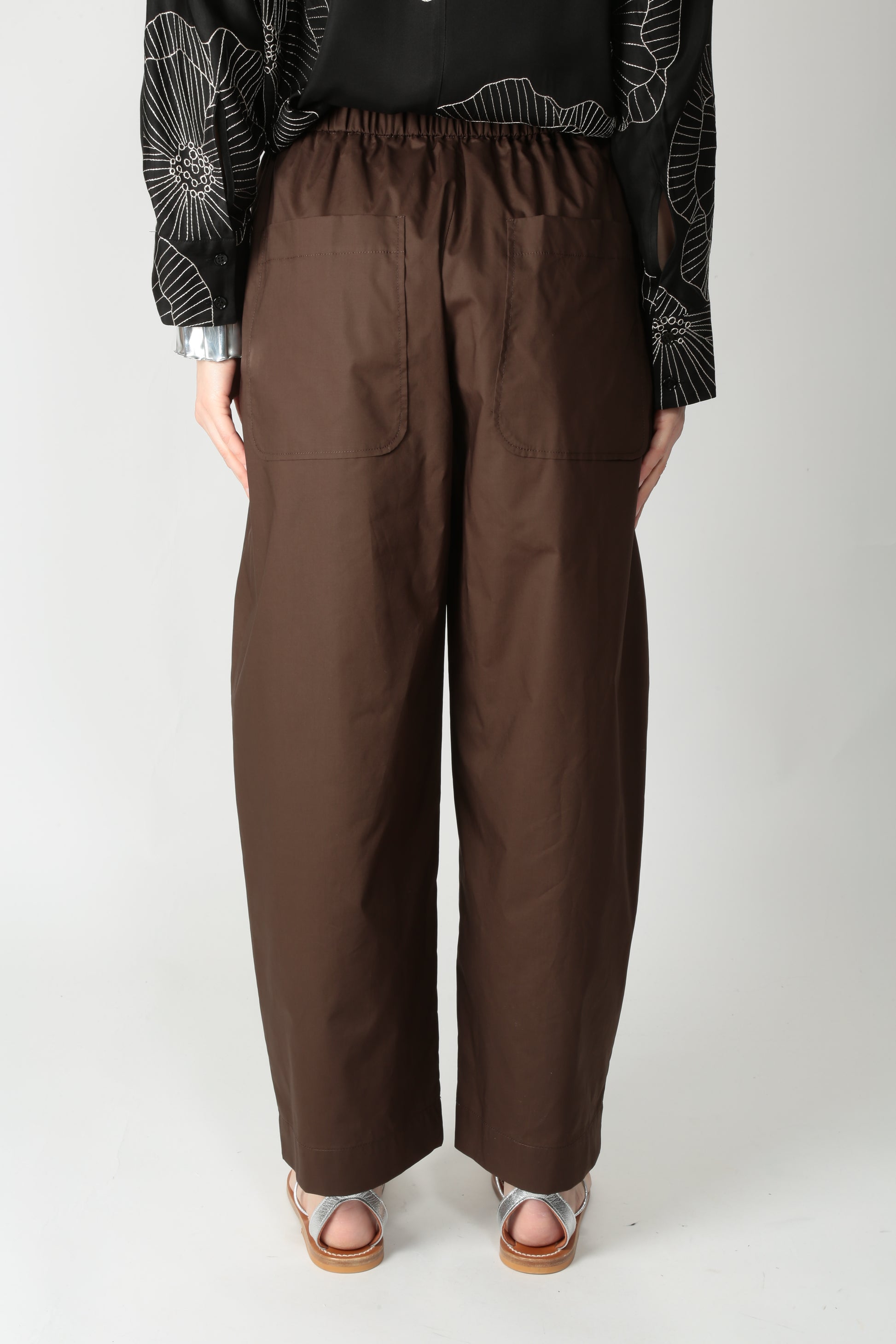 https://admin.shopify.com/store/gulieshop/products/15318317138269#:~:text=https%3A//www.gulieshop.it%20%E2%80%BA%20products%20%E2%80%BA%20meimeij%2Dpantalone%2Din%2Dcotone%2Dm5ea15