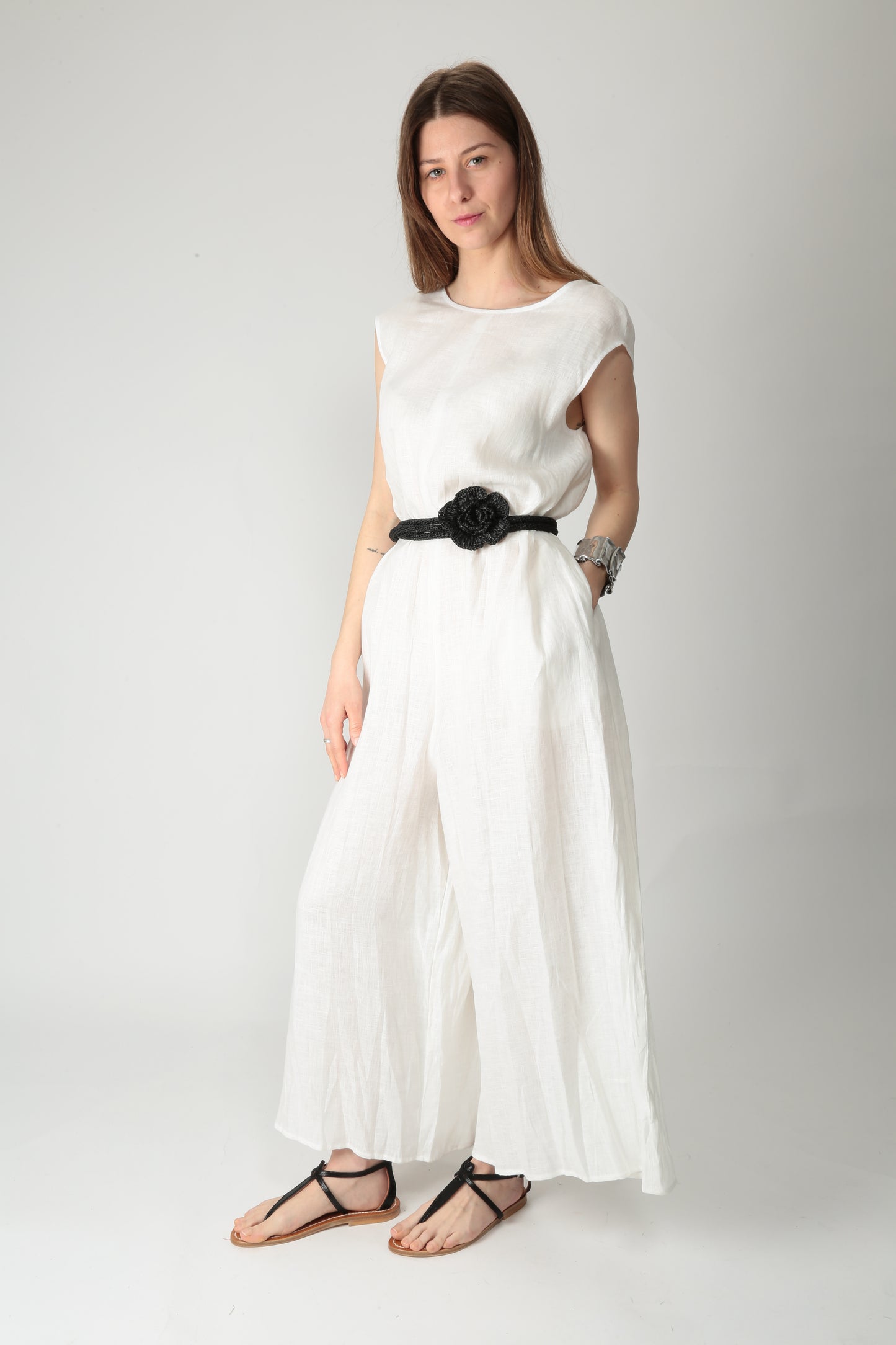 https://admin.shopify.com/store/gulieshop/products/15290035011933#:~:text=https%3A//www.gulieshop.it%20%E2%80%BA%20products%20%E2%80%BA%20l%2Dconti%2Djumpsuit%2Din%2Dlino%2Dkaren%2Dl5sl33