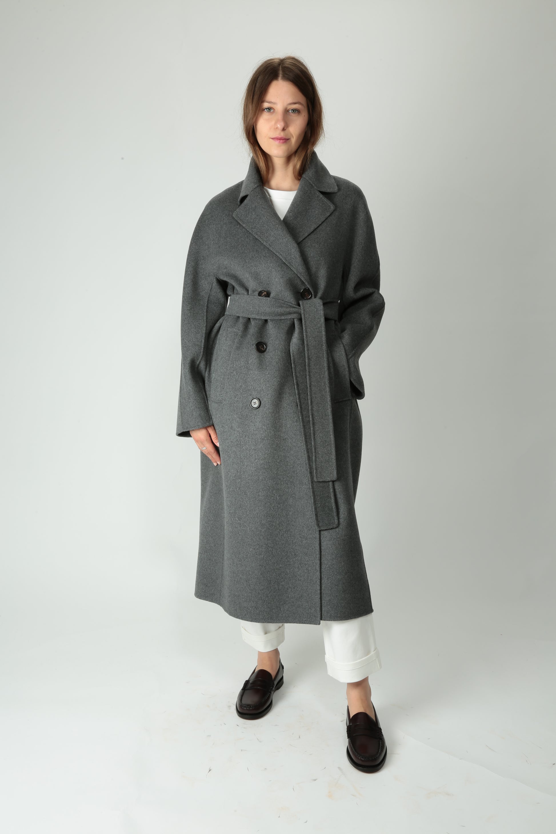 https://admin.shopify.com/store/gulieshop/products/15526145687901#:~:text=https%3A//www.gulieshop.it%20%E2%80%BA%20products%20%E2%80%BA%20s%2Dmaxmara%2Dcappotto%2Dlungo%2Ddoppiopetto%2Dpaul