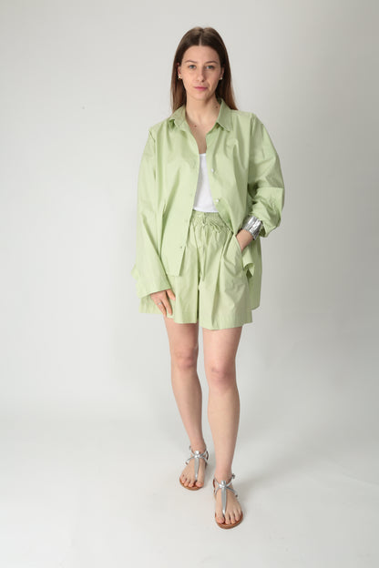 https://admin.shopify.com/store/gulieshop/products/15318342107485#:~:text=https%3A//www.gulieshop.it%20%E2%80%BA%20products%20%E2%80%BA%20solotre%2Dcamicia%2Doversize%2Din%2Dcotone%2Dm1d0220