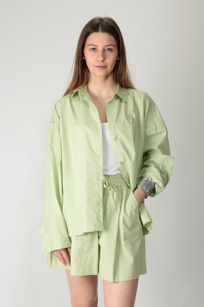 https://admin.shopify.com/store/gulieshop/products/15318342107485#:~:text=https%3A//www.gulieshop.it%20%E2%80%BA%20products%20%E2%80%BA%20solotre%2Dcamicia%2Doversize%2Din%2Dcotone%2Dm1d0220