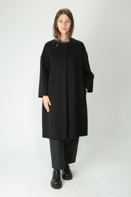 https://admin.shopify.com/store/gulieshop/products/15526145655133#:~:text=https%3A//www.gulieshop.it%20%E2%80%BA%20products%20%E2%80%BA%20s%2Dmaxmara%2Dcappotto%2Din%2Dpura%2Dlana%2Dhelene