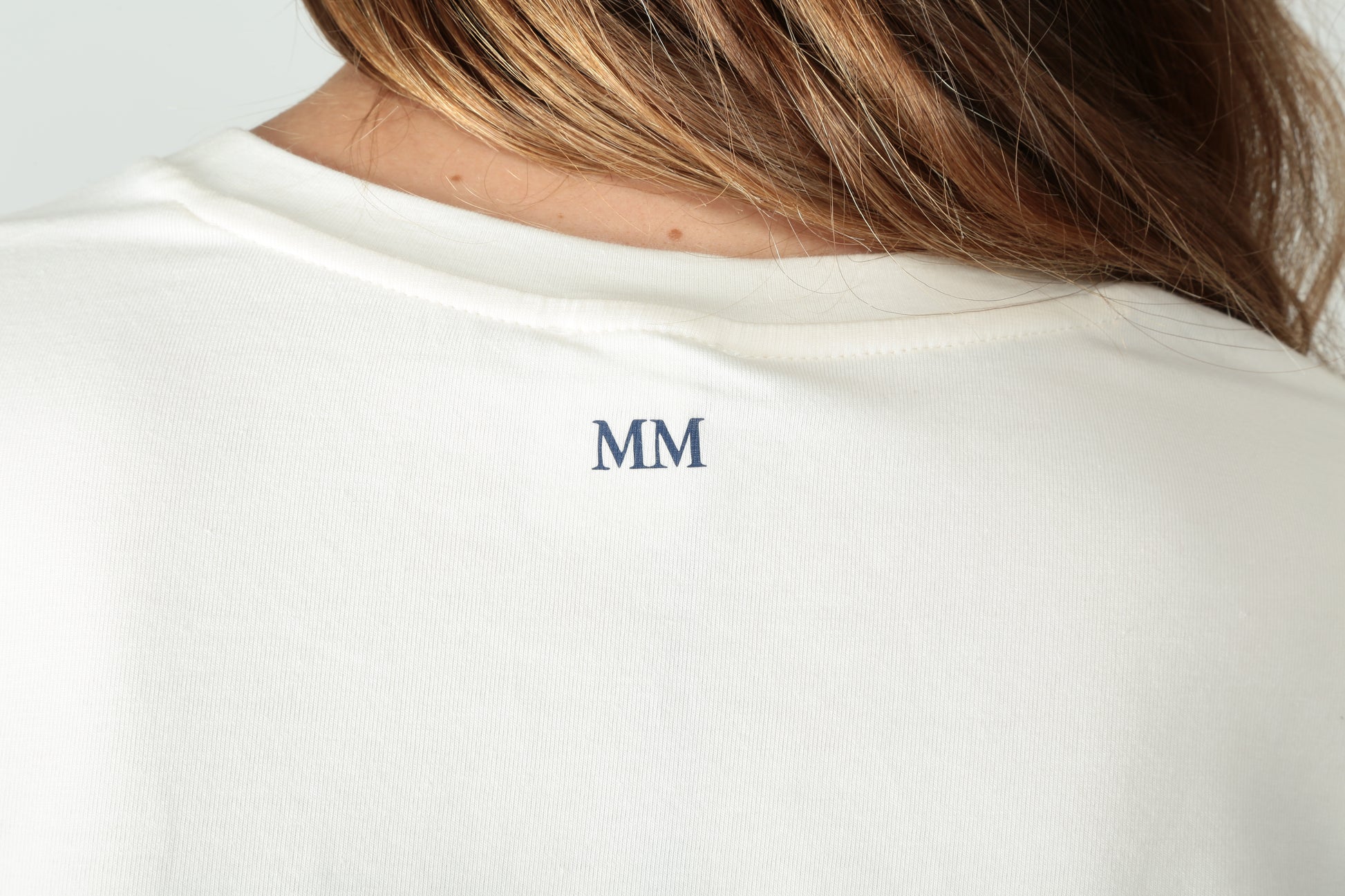 https://admin.shopify.com/store/gulieshop/products/15526139953501#:~:text=https%3A//www.gulieshop.it%20%E2%80%BA%20products%20%E2%80%BA%20maxmara%2Dmm%2Dt%2Dshirt%2Dmaniche%2Dcorte%2Dmulino