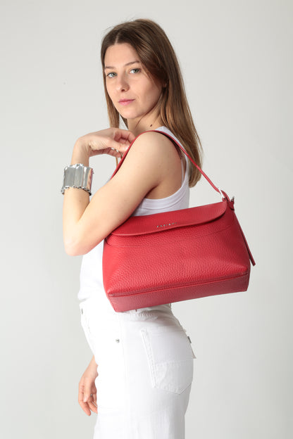 https://admin.shopify.com/store/gulieshop/products/15213637140829#:~:text=https%3A//www.gulieshop.it%20%E2%80%BA%20products%20%E2%80%BA%20orciani%2Dborsa%2Dnana%2Dsoft%2Din%2Dpelle%2Dmartellata%2Db02176