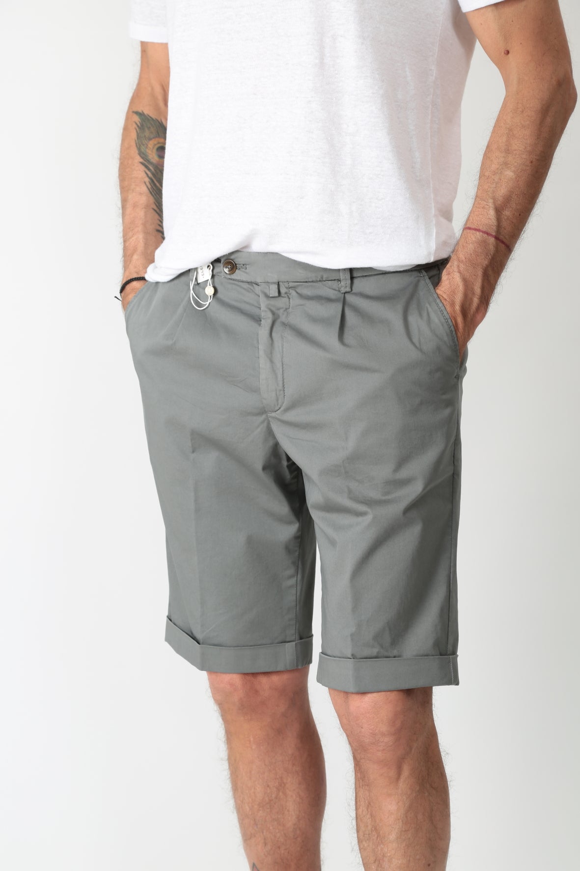https://admin.shopify.com/store/gulieshop/products/9266088640861#:~:text=Invia-,Briglia%20Bermuda%20in%20cotone%20BG101%20324127,-Contenuto%20multimediale%201