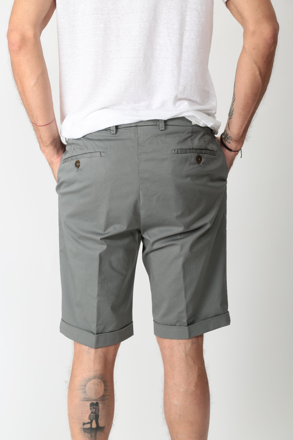 https://admin.shopify.com/store/gulieshop/products/9266088640861#:~:text=Invia-,Briglia%20Bermuda%20in%20cotone%20BG101%20324127,-Contenuto%20multimediale%201