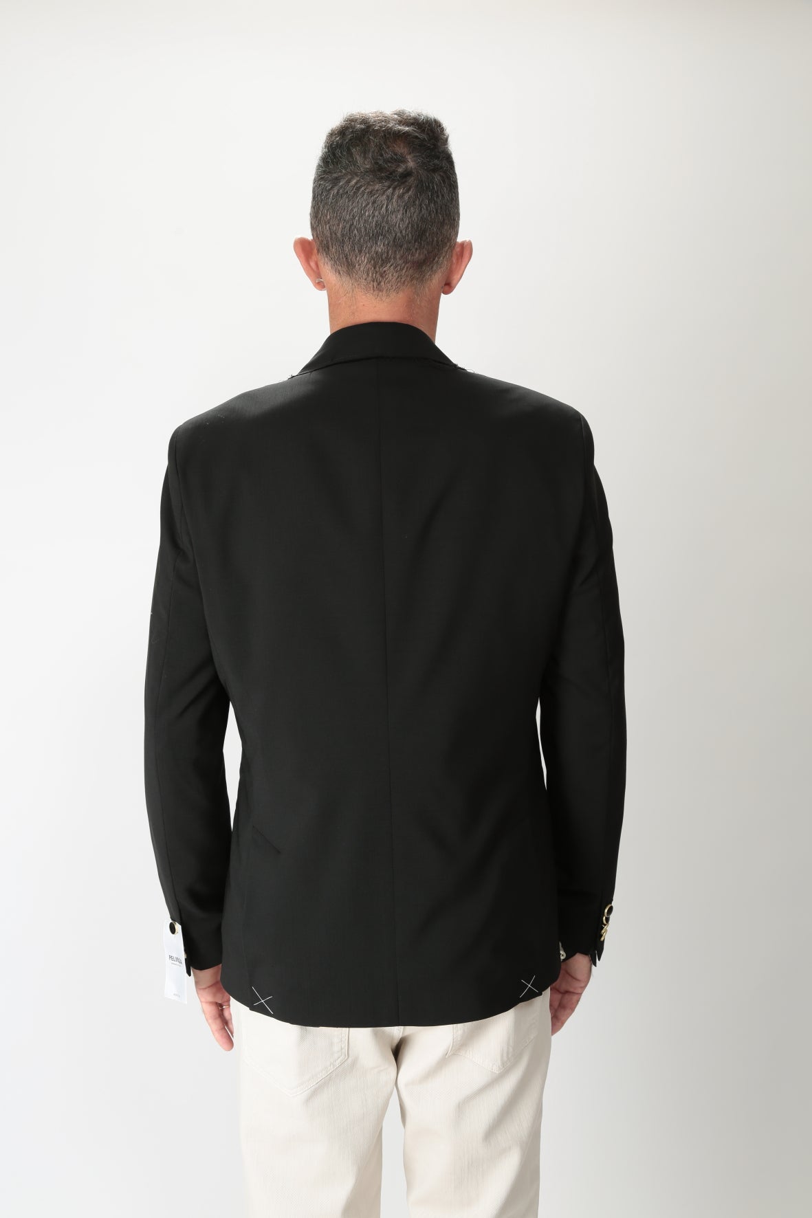 https://admin.shopify.com/store/gulieshop/products/9263492137309#:~:text=Invia-,Pelinga%20Giacca%20monopetto%20Atena%201404NN,-Contenuto%20multimediale%201