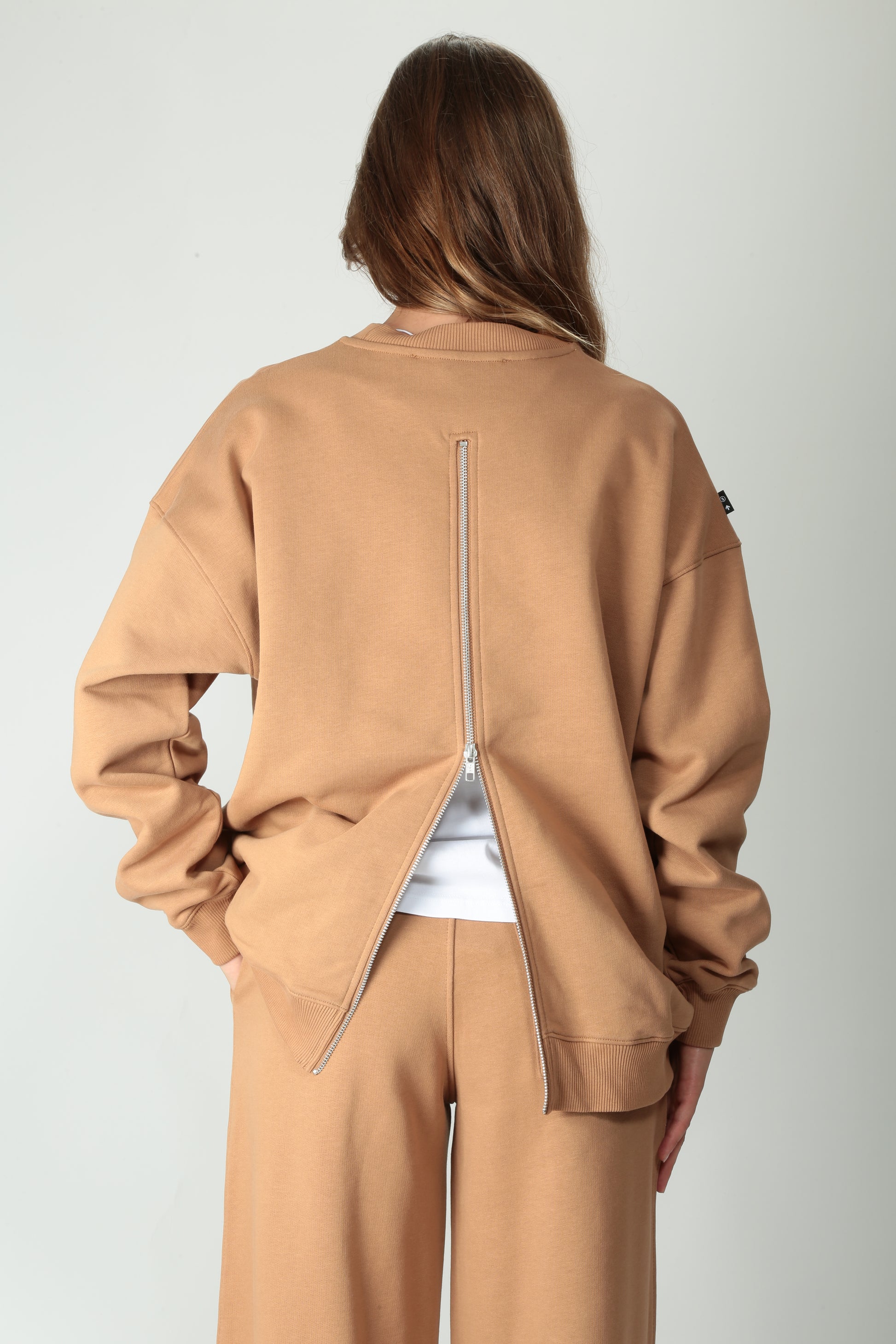 https://admin.shopify.com/store/gulieshop/products/15505929568605#:~:text=https%3A//www.gulieshop.it%20%E2%80%BA%20products%20%E2%80%BA%20department%2D5%2Dfelpa%2Dcon%2Dzip%2Ddietro%2Dvirginex%2Ddf51551d2ff0024000p07%2D1