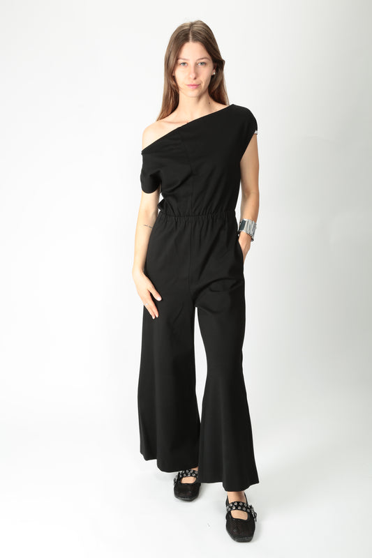 https://admin.shopify.com/store/gulieshop/products/15491875340637#:~:text=https%3A//www.gulieshop.it%20%E2%80%BA%20products%20%E2%80%BA%20l%2Dconti%2Djumpsuit%2Din%2Dviscosa%2Dstretch%2Df5si30