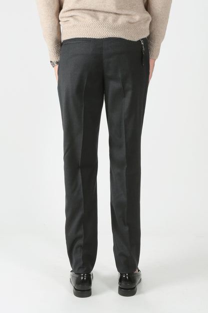 https://admin.shopify.com/store/gulieshop/products/8679906967901#:~:text=con%20le%20recensioni-,PT%20Torino%20Pantalone%20in%20lana%20Freedom%20CFFEZ00FDW%20CM13,-Contenuto%20multimediale%201