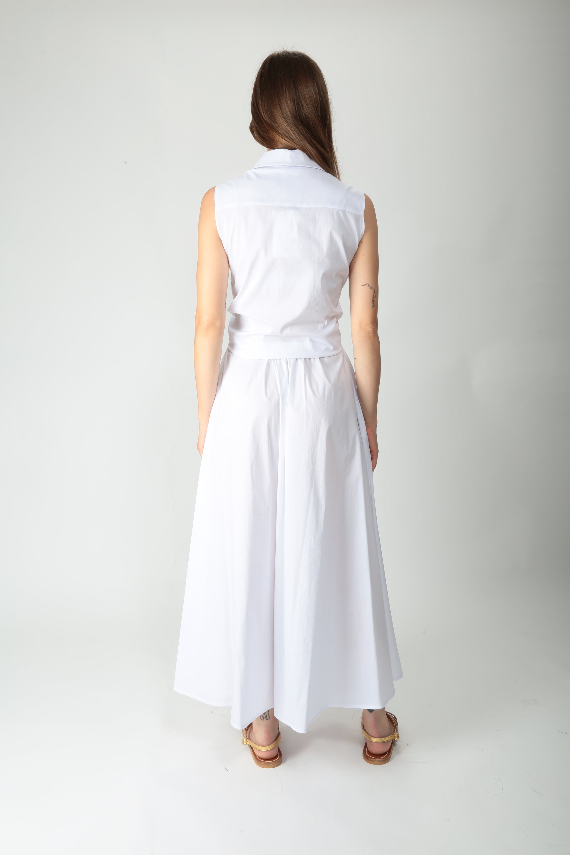 https://admin.shopify.com/store/gulieshop/products/15495348224349#:~:text=https%3A//www.gulieshop.it%20%E2%80%BA%20products%20%E2%80%BA%20meimeij%2Dabito%2Dlungo%2Dcon%2Dfiocco%2Dm5eb10%2D1