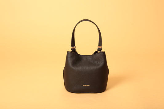 https://admin.shopify.com/store/gulieshop/products/15491900604765#:~:text=https%3A//www.gulieshop.it%20%E2%80%BA%20products%20%E2%80%BA%20borbonese%2Dborsa%2Dsecchiello%2D91010057%2D0107