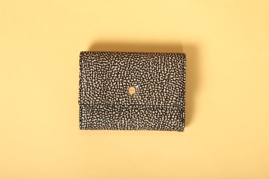 https://admin.shopify.com/store/gulieshop/products/15491901849949#:~:text=https%3A//www.gulieshop.it%20%E2%80%BA%20products%20%E2%80%BA%20borbonese%2Dportafoglio%2Din%2Dtessuto%2Driciclato%2D930161%2Di15