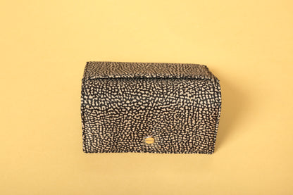 https://admin.shopify.com/store/gulieshop/products/15491901849949#:~:text=https%3A//www.gulieshop.it%20%E2%80%BA%20products%20%E2%80%BA%20borbonese%2Dportafoglio%2Din%2Dtessuto%2Driciclato%2D930161%2Di15