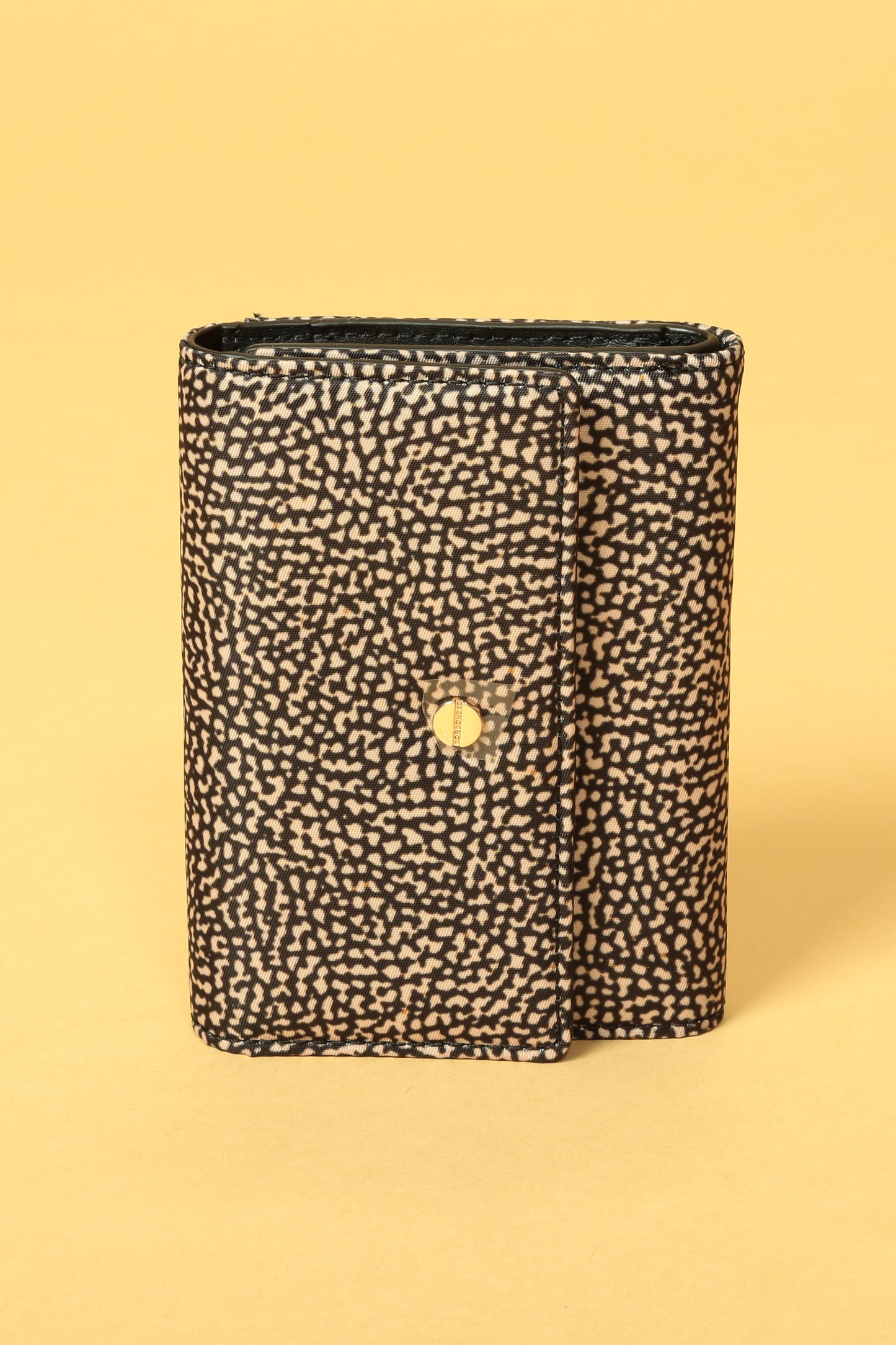 https://admin.shopify.com/store/gulieshop/products/15491901849949#:~:text=https%3A//www.gulieshop.it%20%E2%80%BA%20products%20%E2%80%BA%20borbonese%2Dportafoglio%2Din%2Dtessuto%2Driciclato%2D930161%2Di15