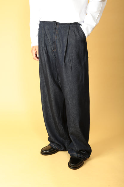 https://admin.shopify.com/store/gulieshop/products/15505929830749#:~:text=https%3A//www.gulieshop.it%20%E2%80%BA%20products%20%E2%80%BA%20department%2D5%2Djeans%2Dloose%2Dfit%2Dpailot%2Dup53351d2df0070083