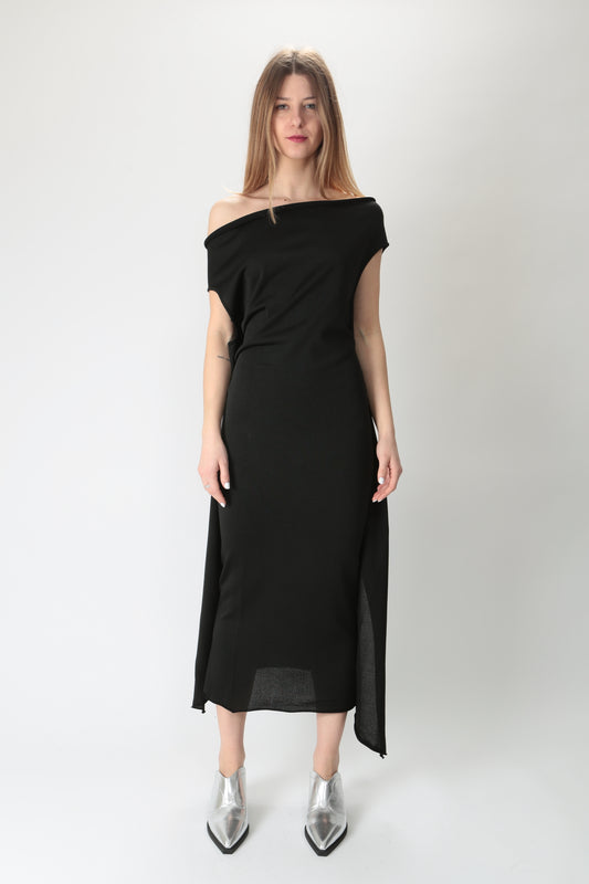https://admin.shopify.com/store/gulieshop/products/9037171163485#:~:text=Invia-,L.%20Conti%20Abito%20lungo%20in%20viscosa%20stretch%20L4S045,-Contenuto%20multimediale%201