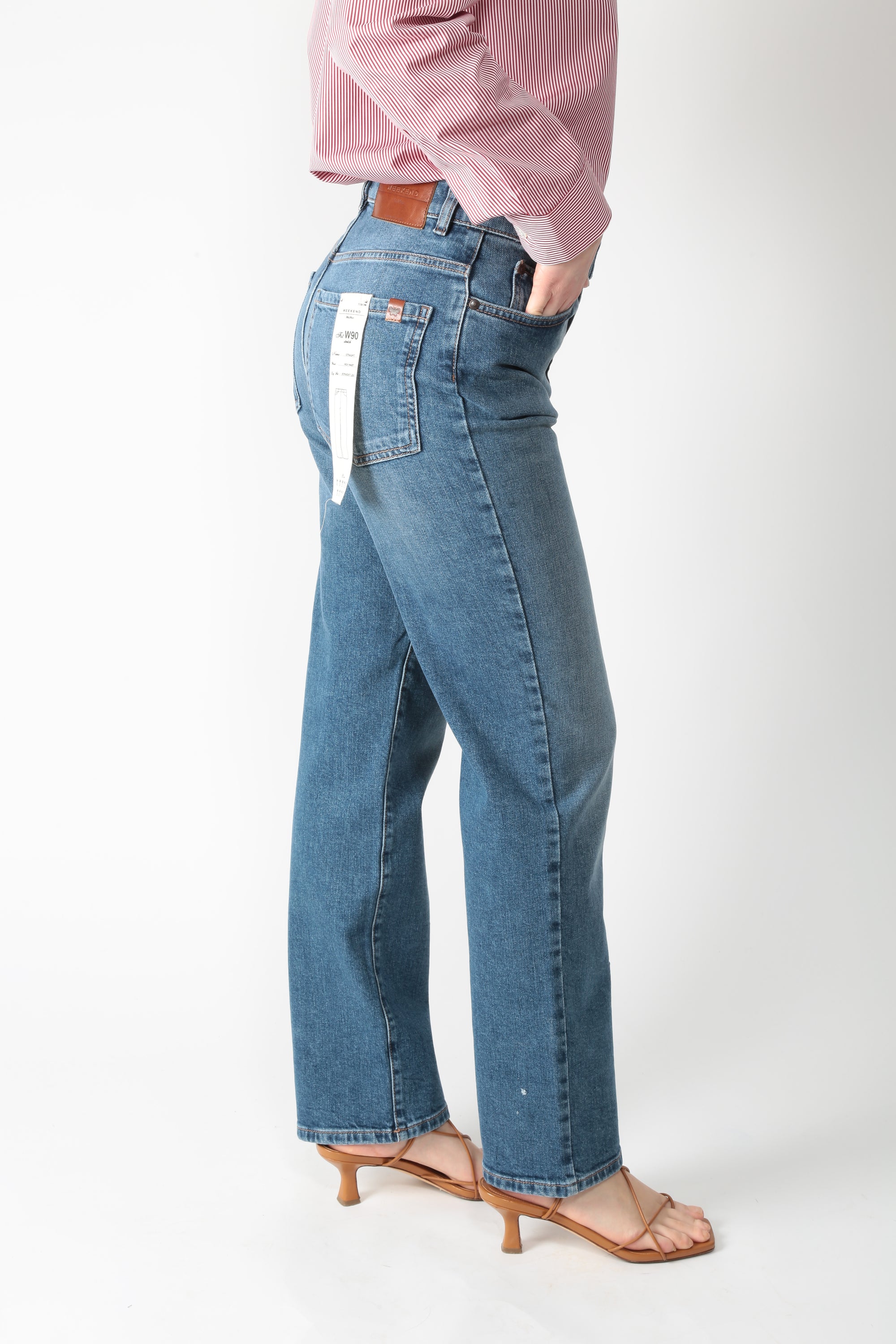 https://admin.shopify.com/store/gulieshop/products/15898453573981