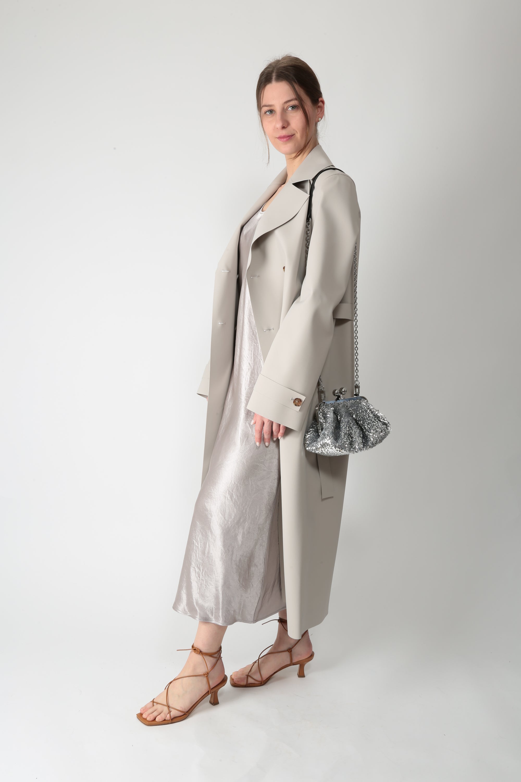 https://admin.shopify.com/store/gulieshop/products/15909805719901