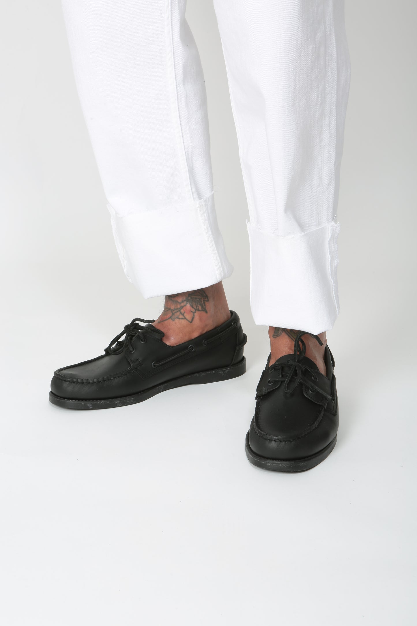 https://admin.shopify.com/store/gulieshop/products/15337890677085#:~:text=https%3A//www.gulieshop.it%20%E2%80%BA%20products%20%E2%80%BA%20sebago%2Dscarpa%2Dda%2Dbarca%2Dtotal%2Dblack%2Ddocksides%2Dportland%2D7000h00