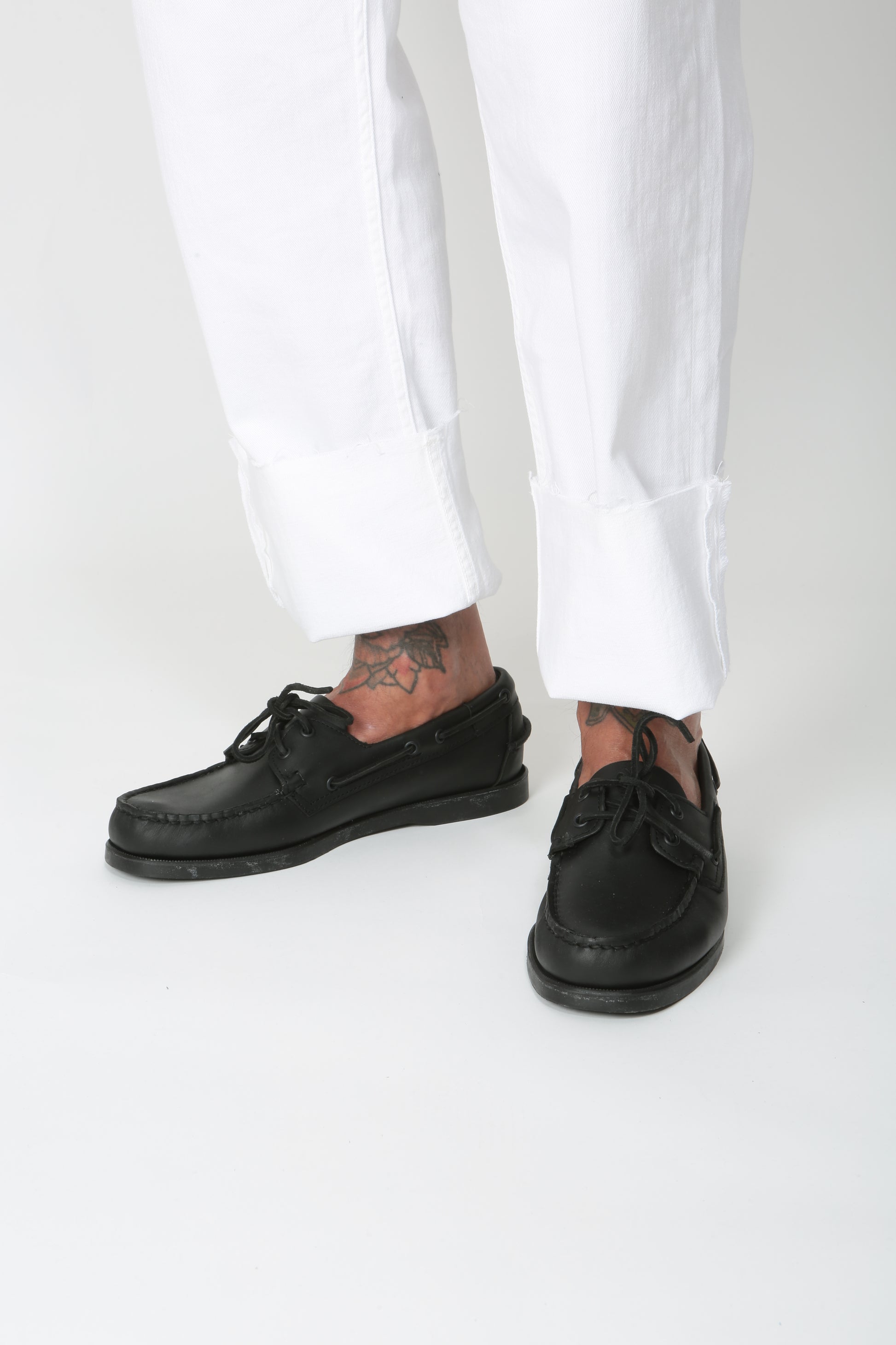 https://admin.shopify.com/store/gulieshop/products/15337890677085#:~:text=https%3A//www.gulieshop.it%20%E2%80%BA%20products%20%E2%80%BA%20sebago%2Dscarpa%2Dda%2Dbarca%2Dtotal%2Dblack%2Ddocksides%2Dportland%2D7000h00