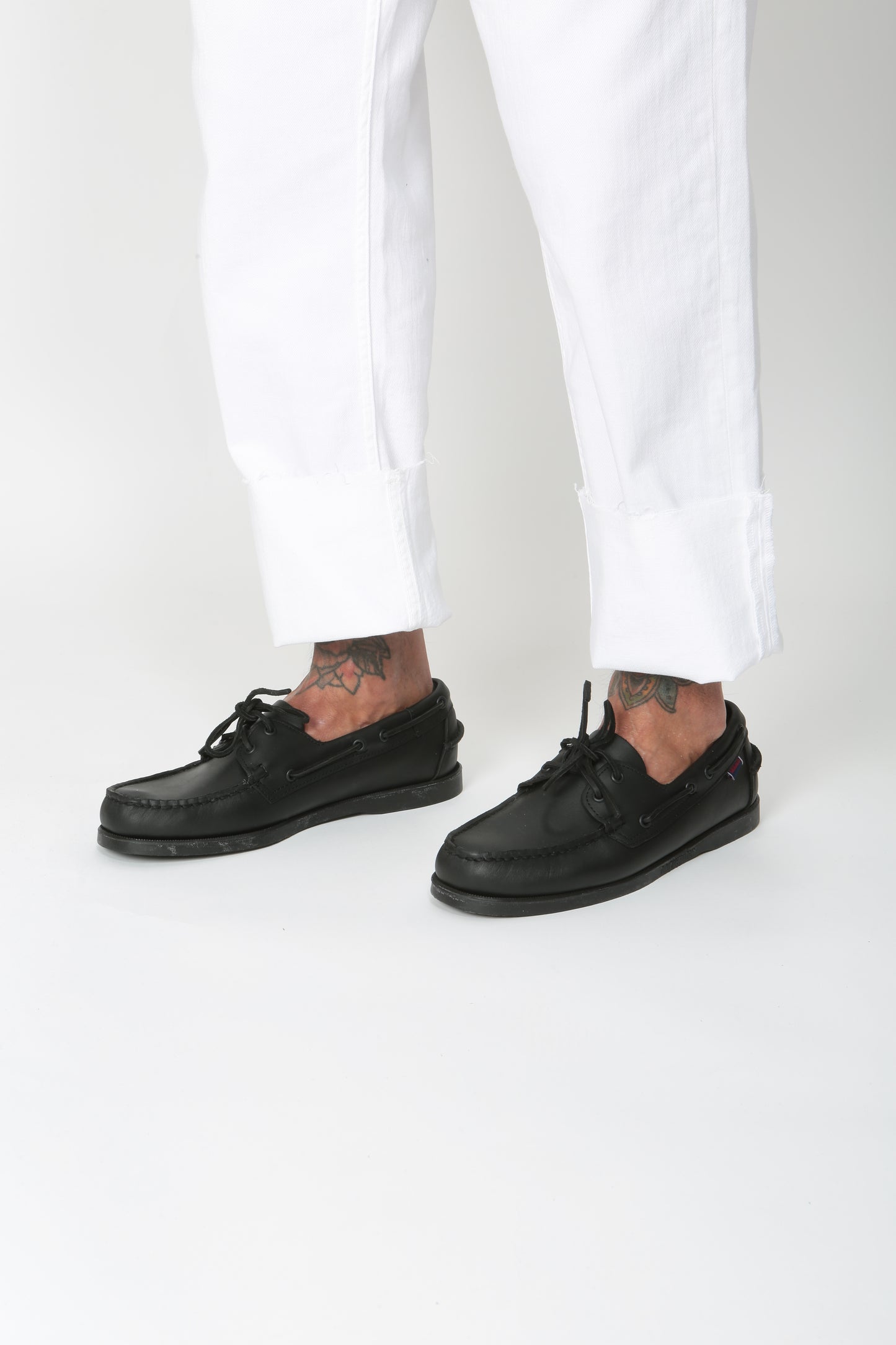 https://admin.shopify.com/store/gulieshop/products/15337890677085#:~:text=https%3A//www.gulieshop.it%20%E2%80%BA%20products%20%E2%80%BA%20sebago%2Dscarpa%2Dda%2Dbarca%2Dtotal%2Dblack%2Ddocksides%2Dportland%2D7000h00