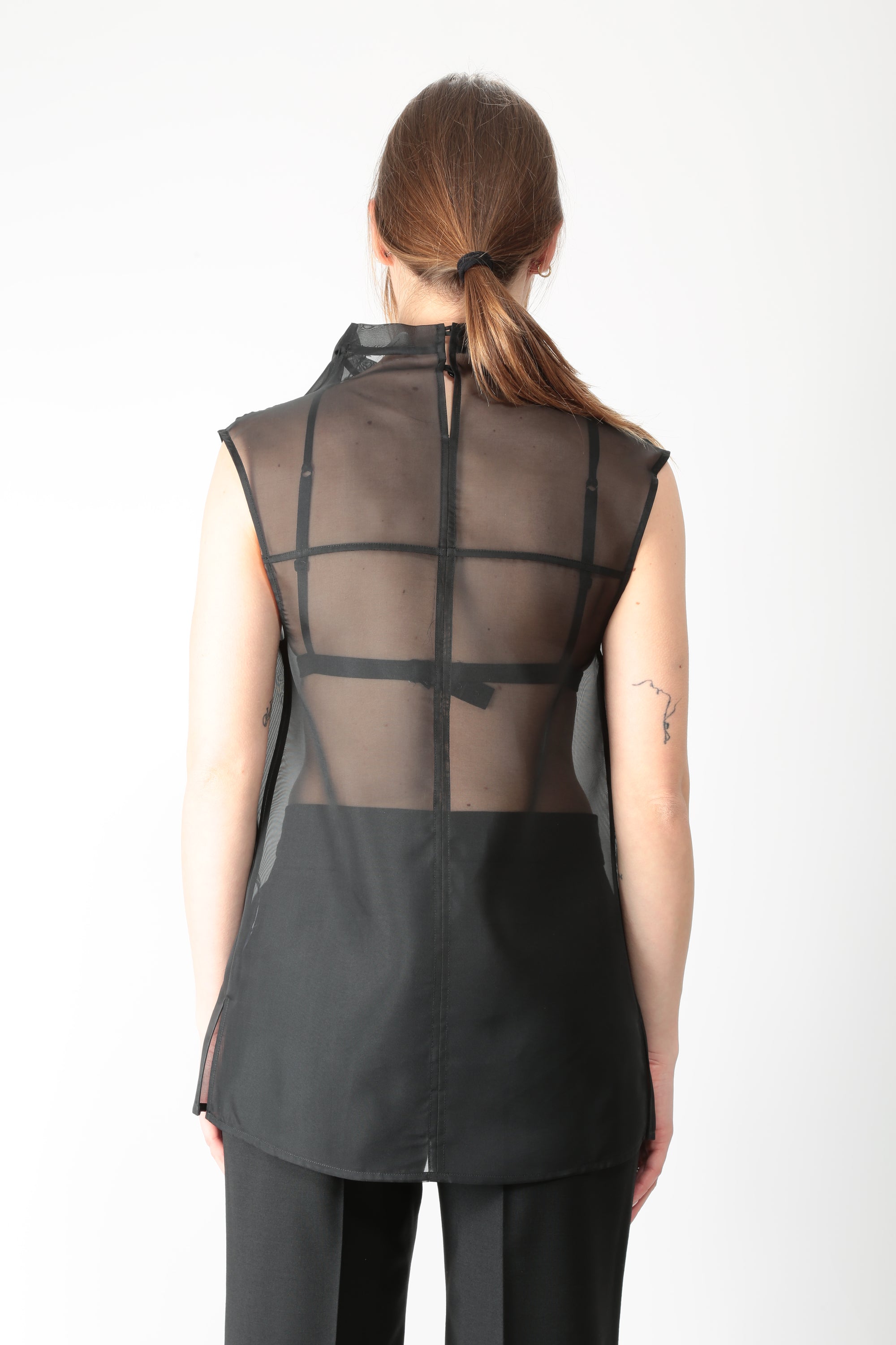 https://admin.shopify.com/store/gulieshop/products/16006686343517#:~:text=https%3A//www.gulieshop.it%20%E2%80%BA%20products%20%E2%80%BA%20meimeij%2Dtop%2Din%2Dtulle%2Dm6pag1%2D1