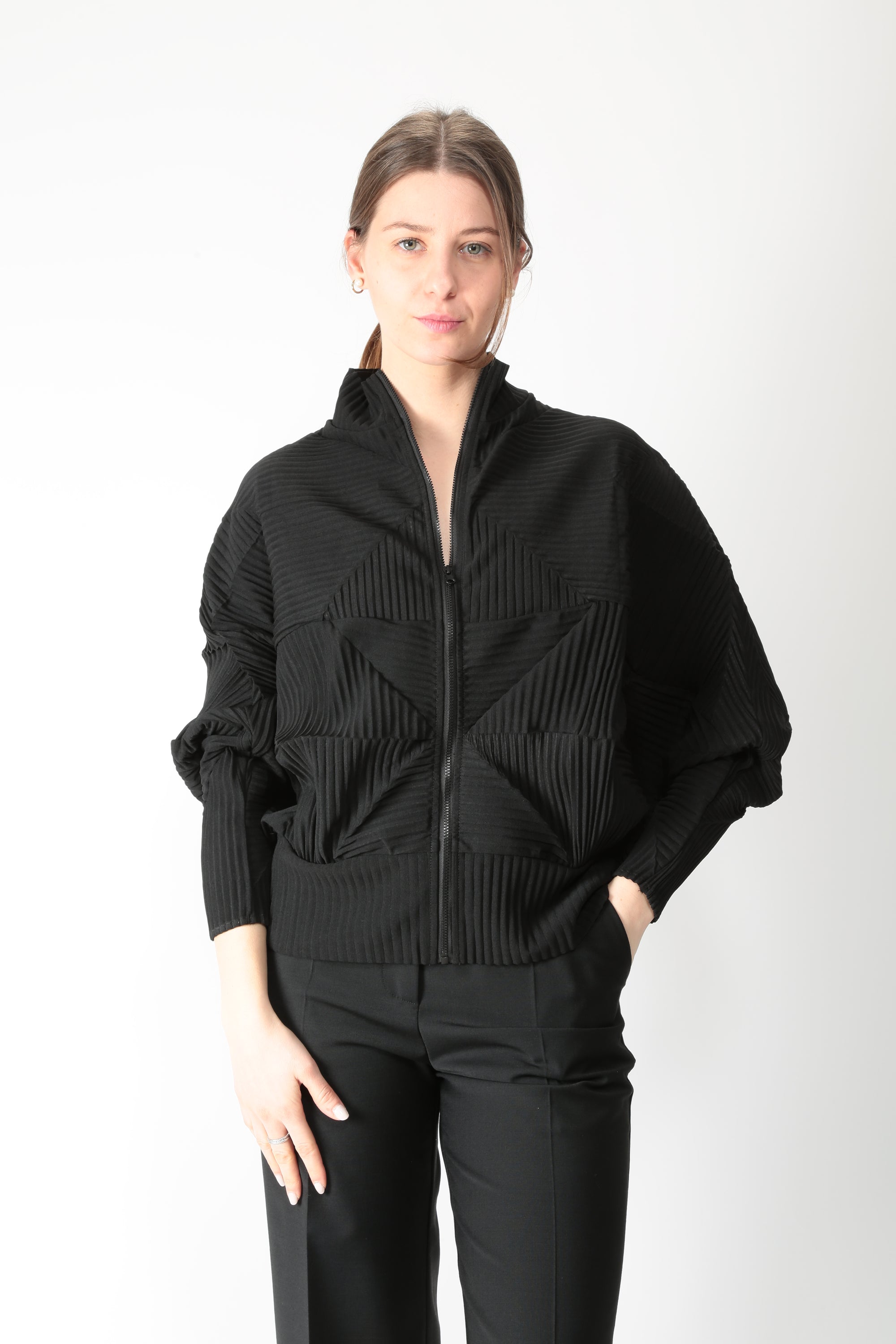 https://admin.shopify.com/store/gulieshop/products/15866795131229