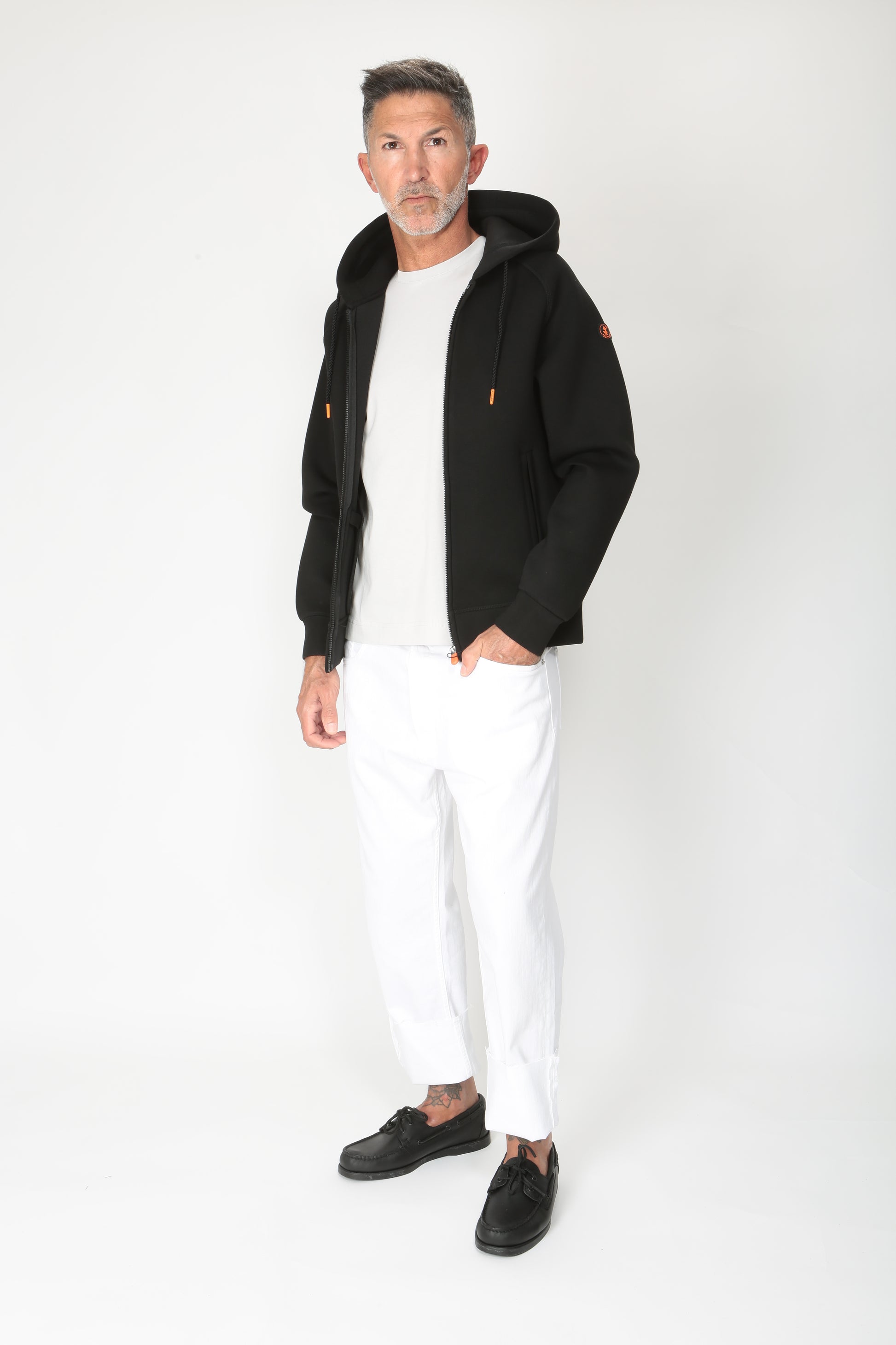 https://admin.shopify.com/store/gulieshop/products/15290051789149#:~:text=https%3A//www.gulieshop.it%20%E2%80%BA%20products%20%E2%80%BA%20department%2D5%2Djeans%2Dmusso%2Dup51850d1ds0004346tv