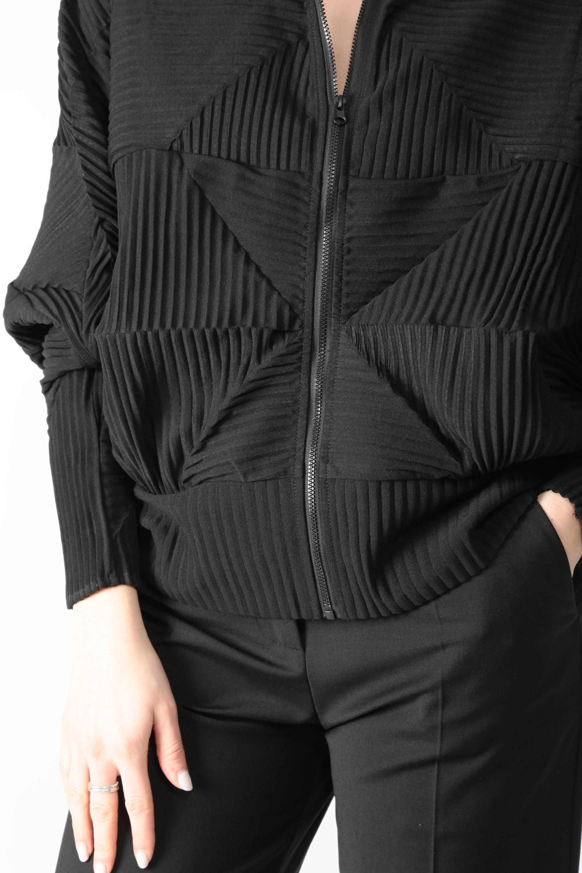 https://admin.shopify.com/store/gulieshop/products/15866795131229