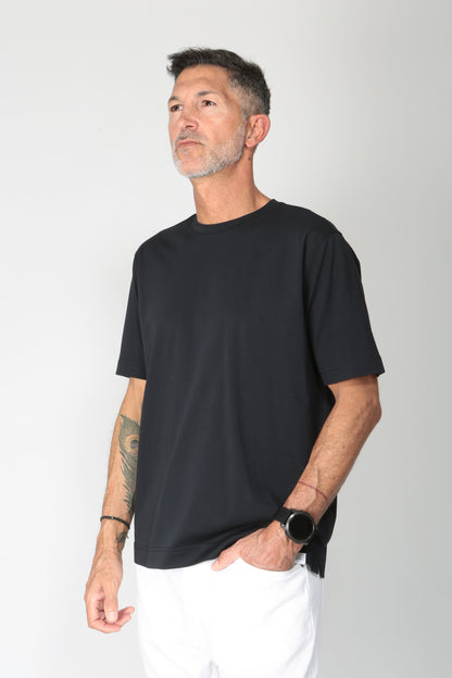 https://admin.shopify.com/store/gulieshop/products/15360783581533#:~:text=https%3A//www.gulieshop.it%20%E2%80%BA%20products%20%E2%80%BA%20diktat%2Dt%2Dshirt%2Din%2Dcotone%2Dsupima%2Ddk87103%2D1