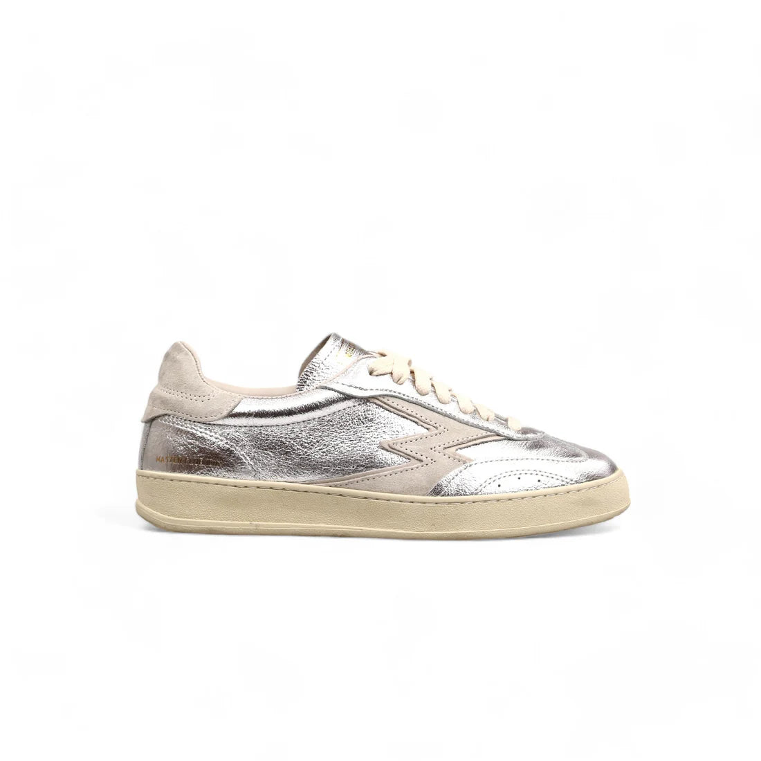 https://admin.shopify.com/store/gulieshop/products/9961578889565#:~:text=https%3A//www.gulieshop.it%20%E2%80%BA%20products%20%E2%80%BA%20moa%2Dconcept%2Dsneakers%2Dwishper%2Dwhitw%2Dsuede%2Dm%2Dlogo%2Dmg578