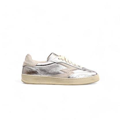https://admin.shopify.com/store/gulieshop/products/9961578889565#:~:text=https%3A//www.gulieshop.it%20%E2%80%BA%20products%20%E2%80%BA%20moa%2Dconcept%2Dsneakers%2Dwishper%2Dwhitw%2Dsuede%2Dm%2Dlogo%2Dmg578