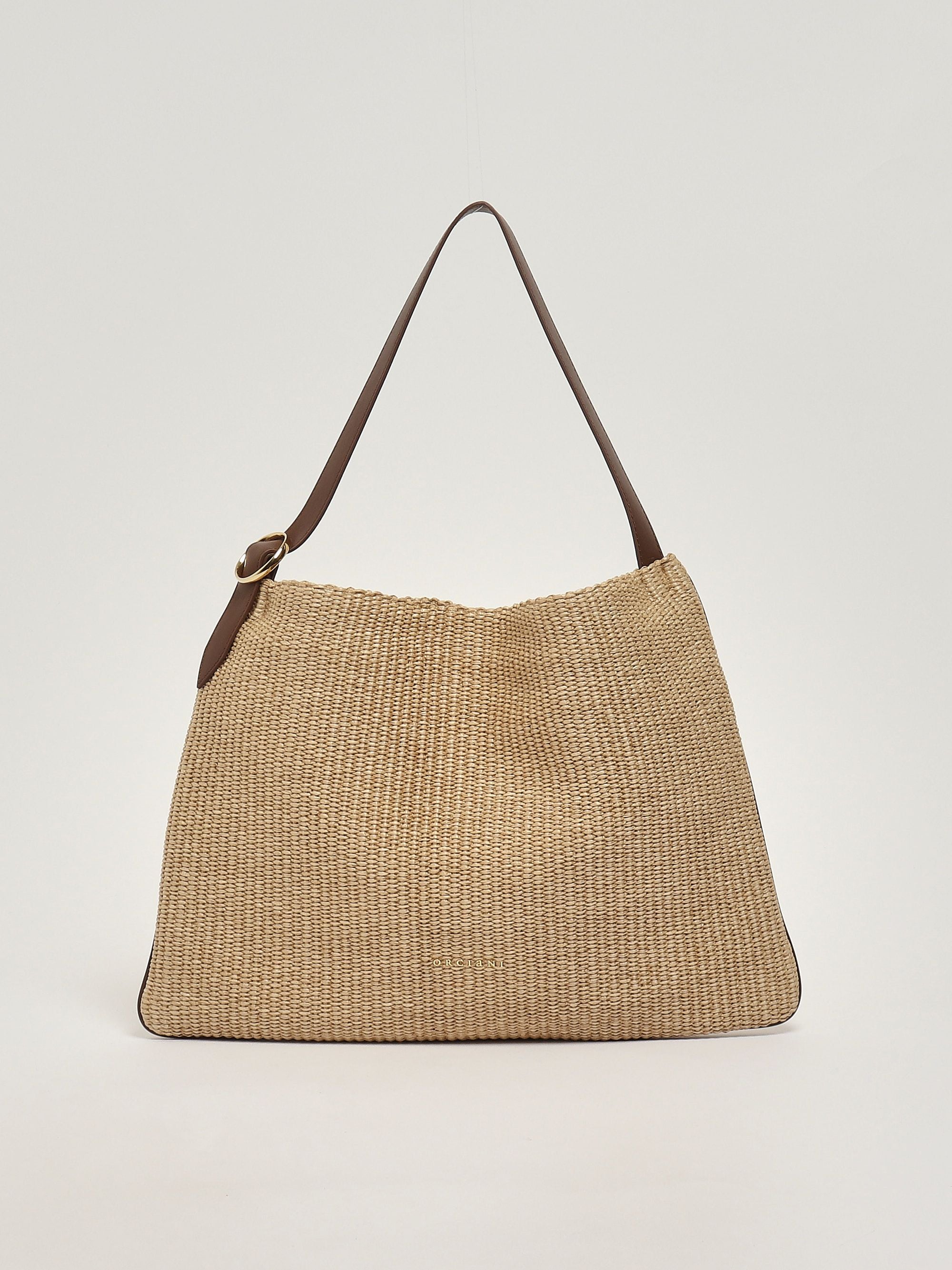 https://admin.shopify.com/store/gulieshop/products/16084830519645#:~:text=https%3A//www.gulieshop.it%20%E2%80%BA%20products%20%E2%80%BA%20orciani%2Dborsa%2Da%2Dspalla%2Din%2Dtessuto%2De%2Dpelle%2Db02195