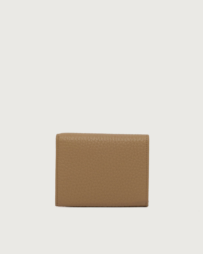 https://admin.shopify.com/store/gulieshop/products/16014679671133#:~:text=https%3A//www.gulieshop.it%20%E2%80%BA%20products%20%E2%80%BA%20orciani%2Dportafoglio%2Din%2Dpelle%2Da%2Dbusta%2Dsd0142