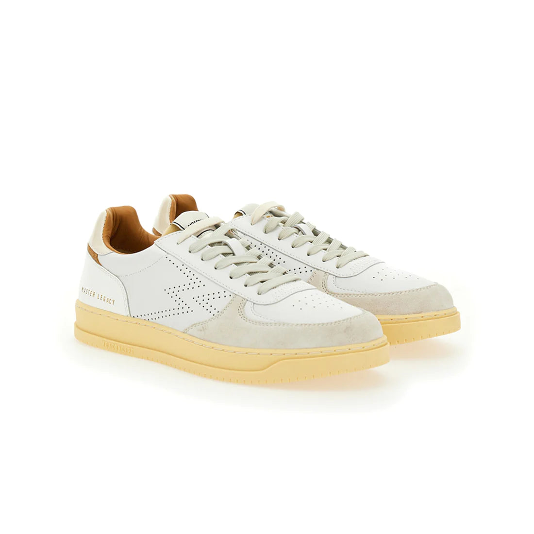 https://admin.shopify.com/store/gulieshop/products/8380322775389#:~:text=Invia-,Moa%20Concept%20Sneakers%20Pierced%20logo%20white%20Master%20Legacy,-Contenuto%20multimediale%201