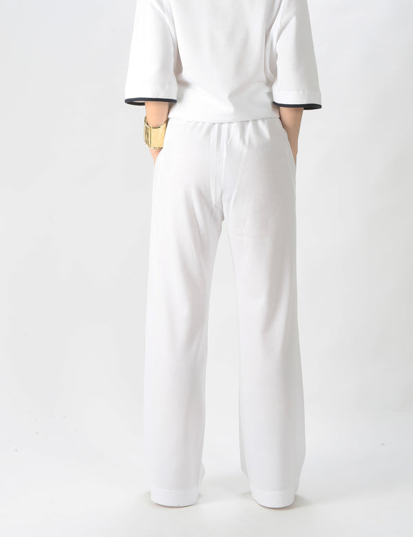 https://admin.shopify.com/store/gulieshop/products/8368716513629#:~:text=Invia-,Purotatto%20Pantalone%20jogger%20in%20cotone%200523005,-Contenuto%20multimediale%201