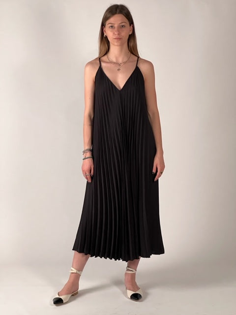 https://admin.shopify.com/store/gulieshop/products/7715354607854#:~:text=Invia-,Avi%C3%B9%20Abito%20391,-Contenuto%20multimediale%201