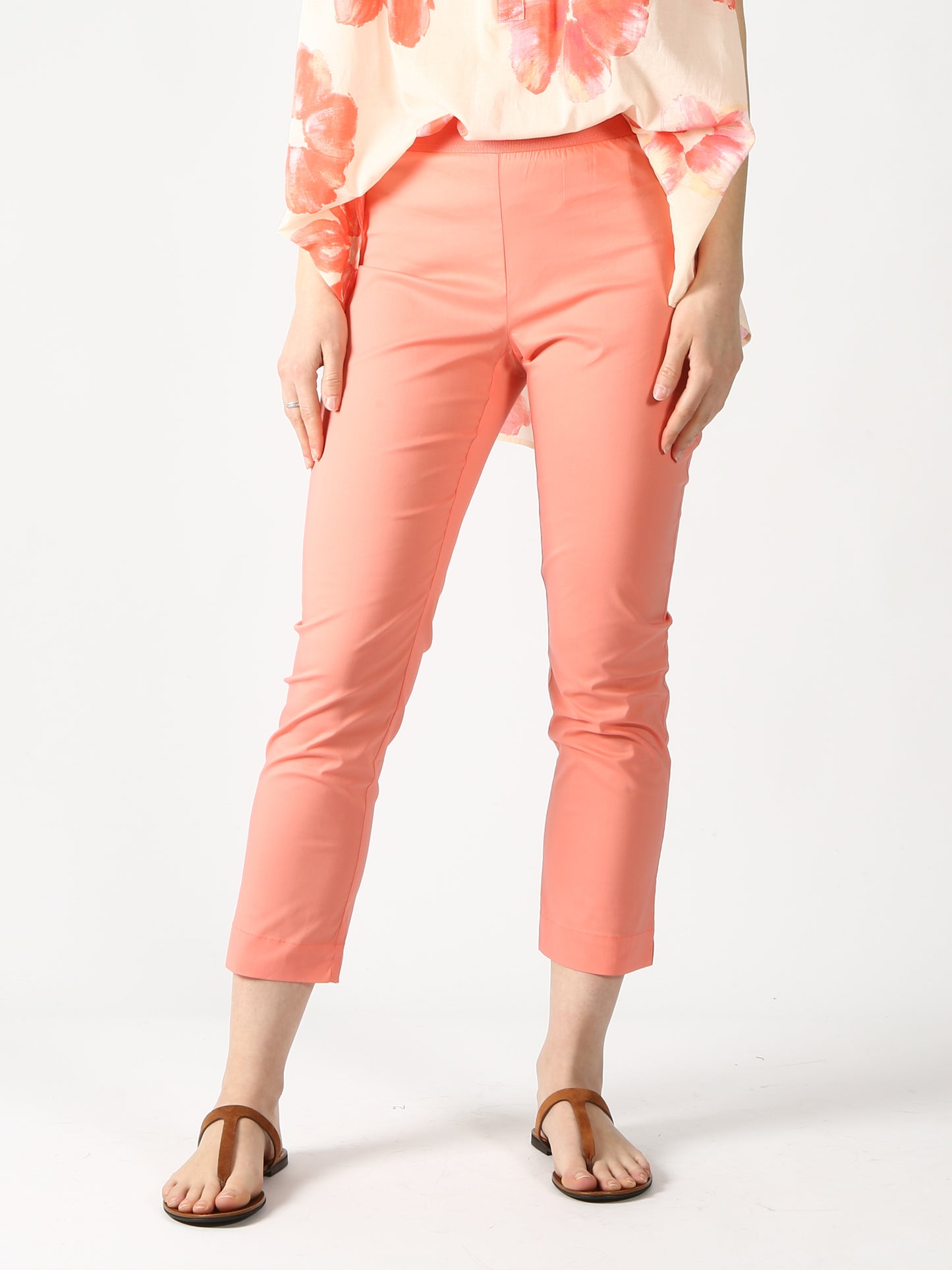https://admin.shopify.com/store/gulieshop/products/7679917293806#:~:text=Invia-,Liviana%20Conti%20Leggins%20CNTK37,-Contenuto%20multimediale%201