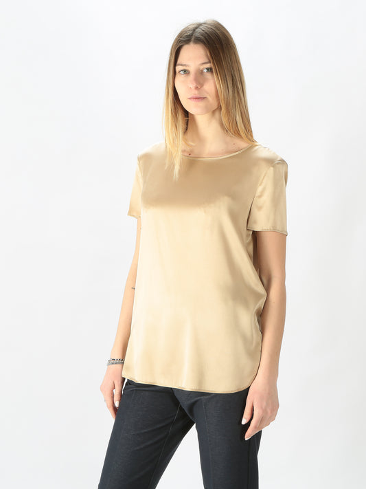 https://admin.shopify.com/store/gulieshop/products/8021717516526#:~:text=Invia-,MaxMara%20Leisure%20T%2Dshirt%20misto%20seta%20Cortona,-Contenuto%20multimediale%201