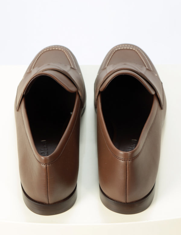 https://admin.shopify.com/store/gulieshop/products/8361527837021#:~:text=Invia-,MaxMara%20Accessori%20Mocassino%20in%20pelle%20Lize,-Contenuto%20multimediale%201